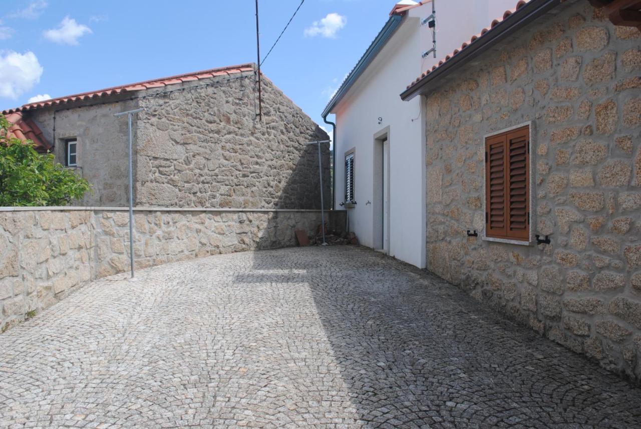 Moradia Familia Escoto Vila Monsanto Exterior foto